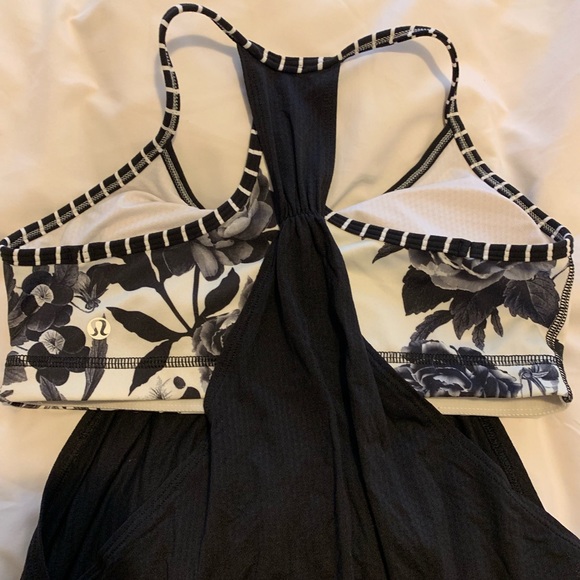 Lululemon tank - Picture 4 of 4